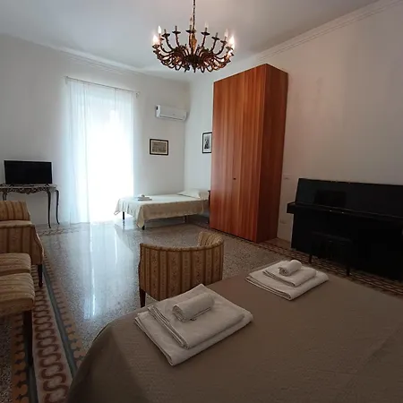 Bed & Breakfast Il Genio Del Porto - Mabbonath